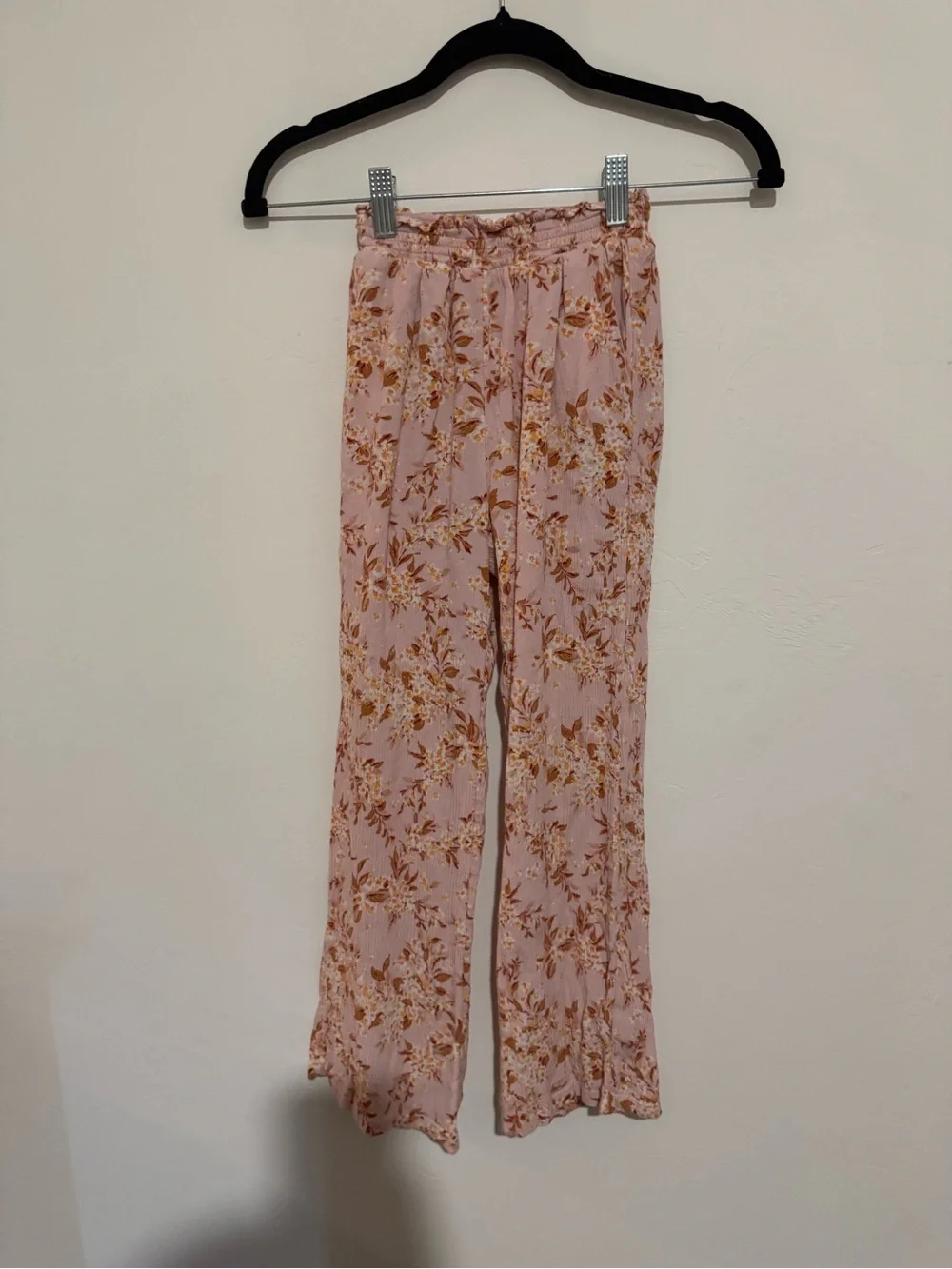 CHELSEA & VIOLET Girls Floral 2-Piece Set Smocked Top & Wide Leg Pants Size S